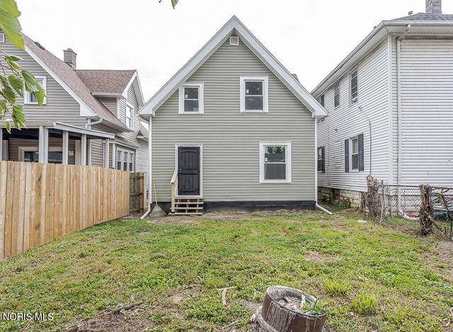 208 South Avenue, Toledo, OH 43609