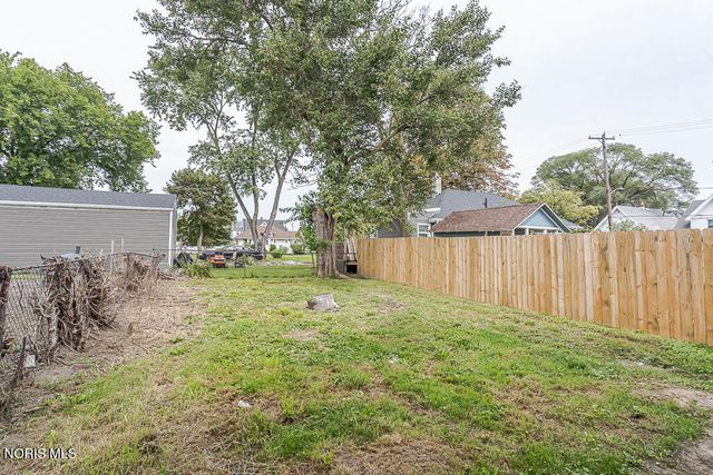 208 South Avenue, Toledo, OH 43609