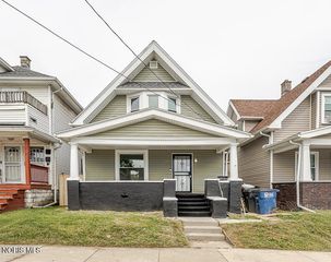 208 South Avenue, Toledo, OH 43609