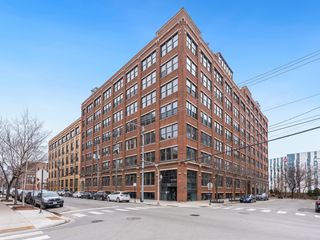 913 W Van Buren Street 3C, Chicago, IL 60607