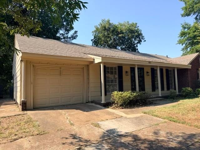 4871 SUMMERLANE AVE, Memphis, TN 38118