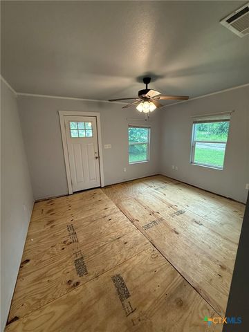 1302 E Avenue F, Temple, TX 76501