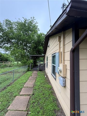 1302 E Avenue F, Temple, TX 76501