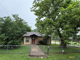 1302 E Avenue F, Temple, TX 76501