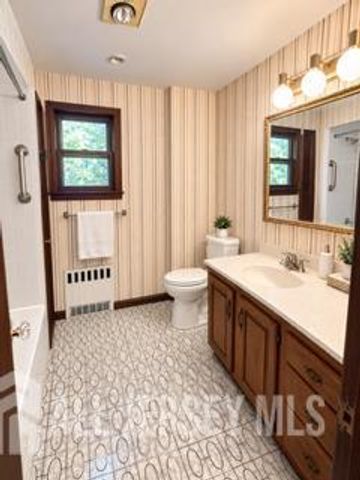 418 Locust Avenue, Garwood, NJ 07027