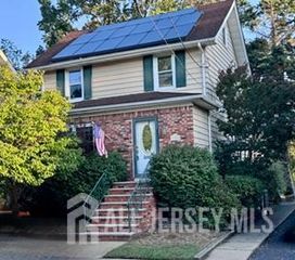 418 Locust Avenue, Garwood, NJ 07027