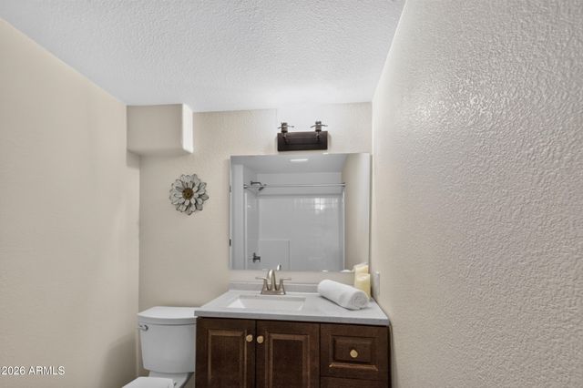 5735 E MCDOWELL Road 213, Mesa, AZ 85215