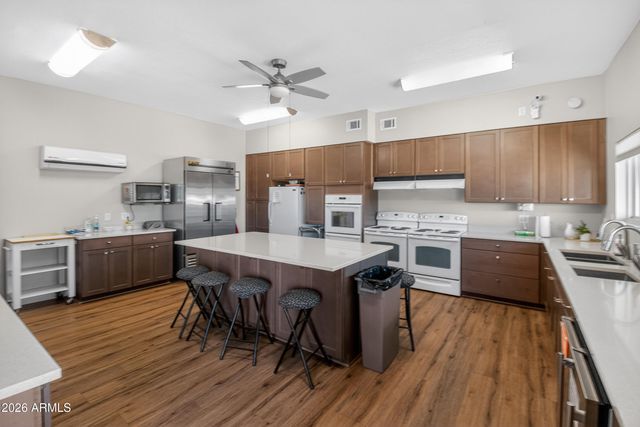 5735 E MCDOWELL Road 213, Mesa, AZ 85215