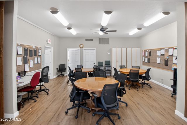 5735 E MCDOWELL Road 213, Mesa, AZ 85215