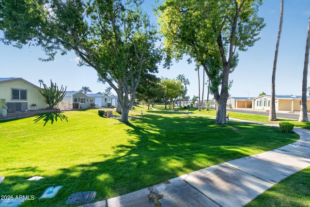 5735 E MCDOWELL Road 213, Mesa, AZ 85215