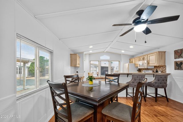 5735 E MCDOWELL Road 213, Mesa, AZ 85215