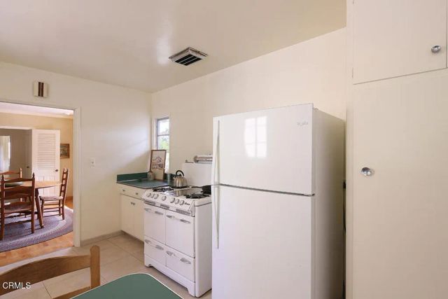 1331 El Mirador Drive, Pasadena, CA 91103