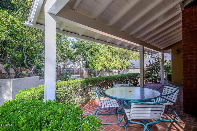 1331 El Mirador Drive, Pasadena, CA 91103