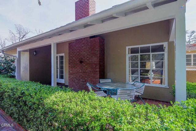 1331 El Mirador Drive, Pasadena, CA 91103