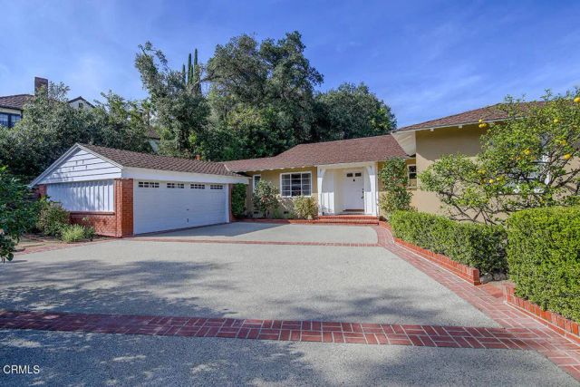 1331 El Mirador Drive, Pasadena, CA 91103