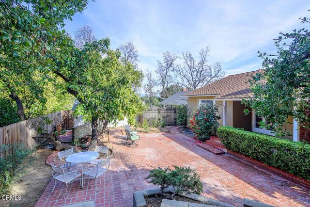 1331 El Mirador Drive, Pasadena, CA 91103