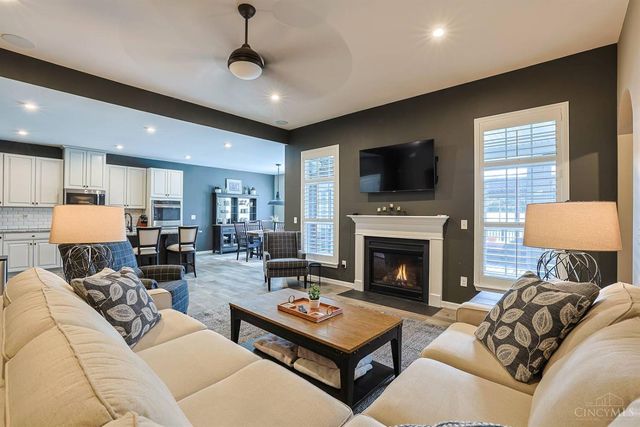 2613 Rosings Park Drive, Mason, OH 45040