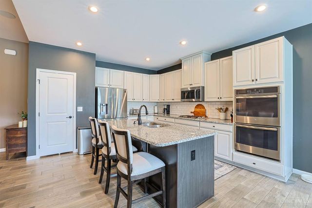 2613 Rosings Park Drive, Mason, OH 45040