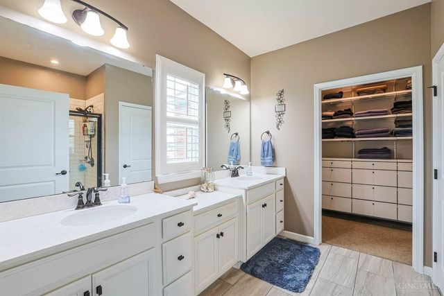 2613 Rosings Park Drive, Mason, OH 45040