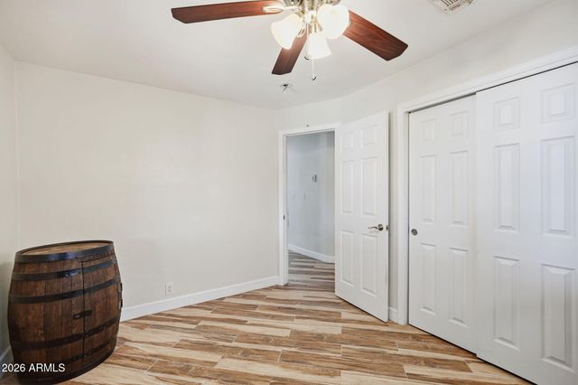 2422 N 37th Street, Phoenix, AZ 85008