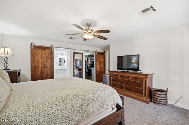 2422 N 37th Street, Phoenix, AZ 85008