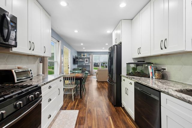 1054 Brunswick Harbor 0, Schaumburg, IL 60193