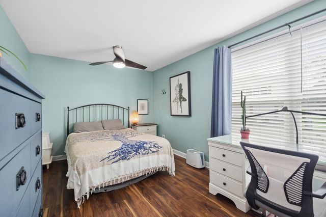 1054 Brunswick Harbor 0, Schaumburg, IL 60193