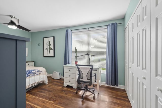1054 Brunswick Harbor 0, Schaumburg, IL 60193