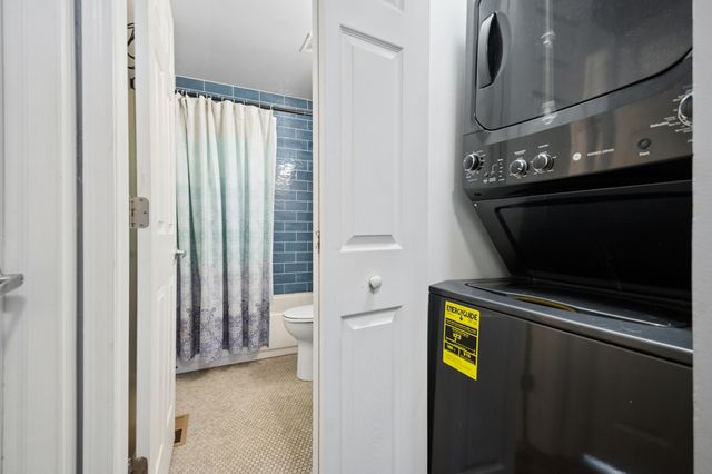 1054 Brunswick Harbor 0, Schaumburg, IL 60193