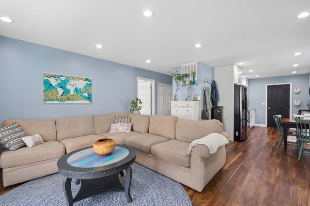 1054 Brunswick Harbor 0, Schaumburg, IL 60193