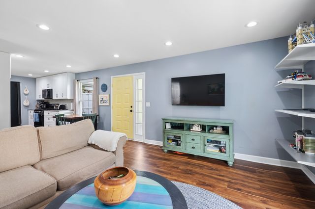 1054 Brunswick Harbor 0, Schaumburg, IL 60193