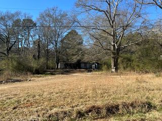 981 YOUNGS MILL Road, Kingston, GA 30145