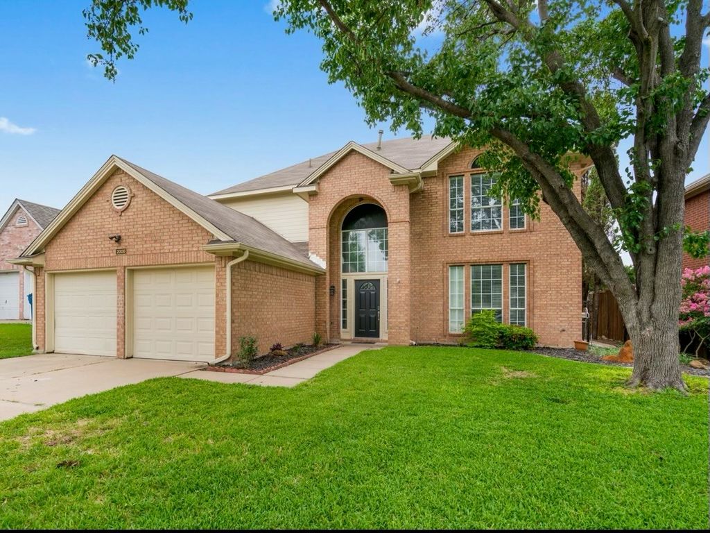 2006 Hidden Trail Drive, Lewisville, TX 75067