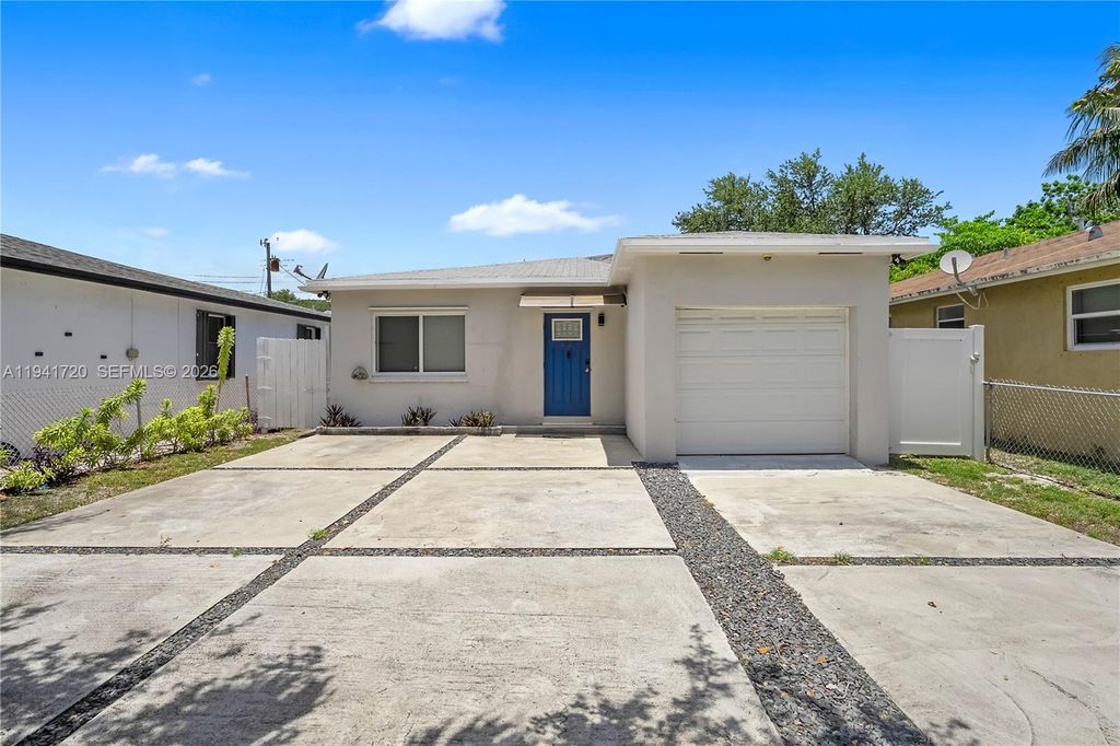 2227 Cody Street, Hollywood, FL 33020