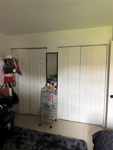 9445 SW 76th St U6, Miami, FL 33173