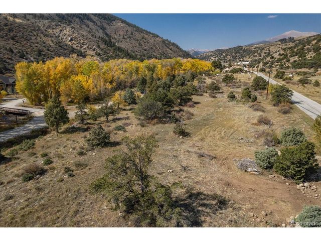 17380 Willow Tree Dr, Salida, CO 81201