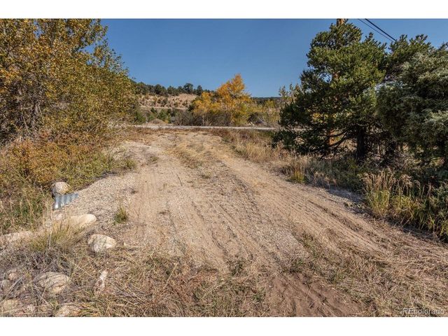 17380 Willow Tree Dr, Salida, CO 81201