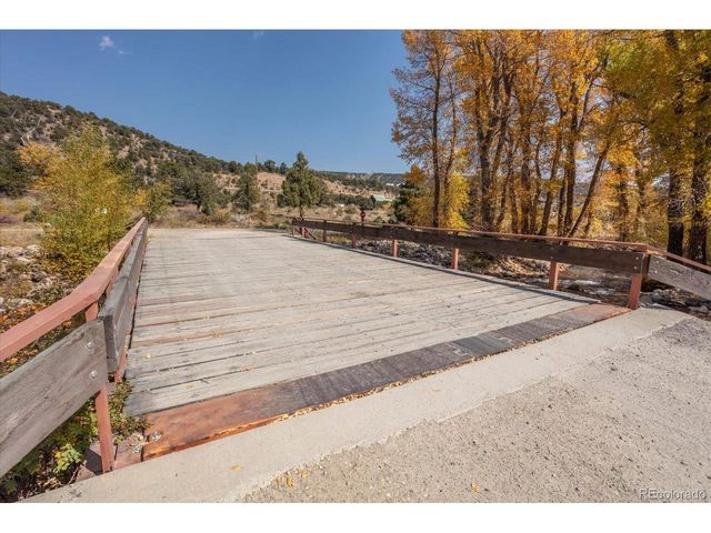 17380 Willow Tree Dr, Salida, CO 81201