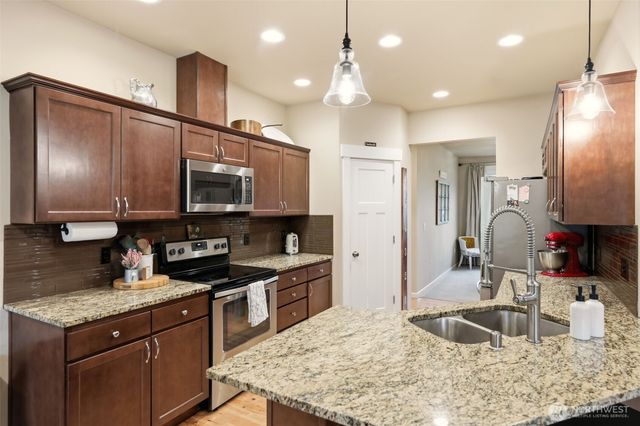 1109 NW 282nd Place, Arlington, WA 98223