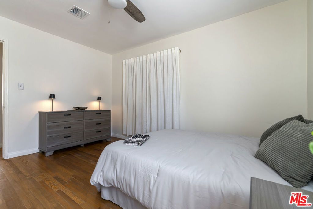 Image 29 of property listing at 14142 Hortense Street, Los Angeles, CA 91423