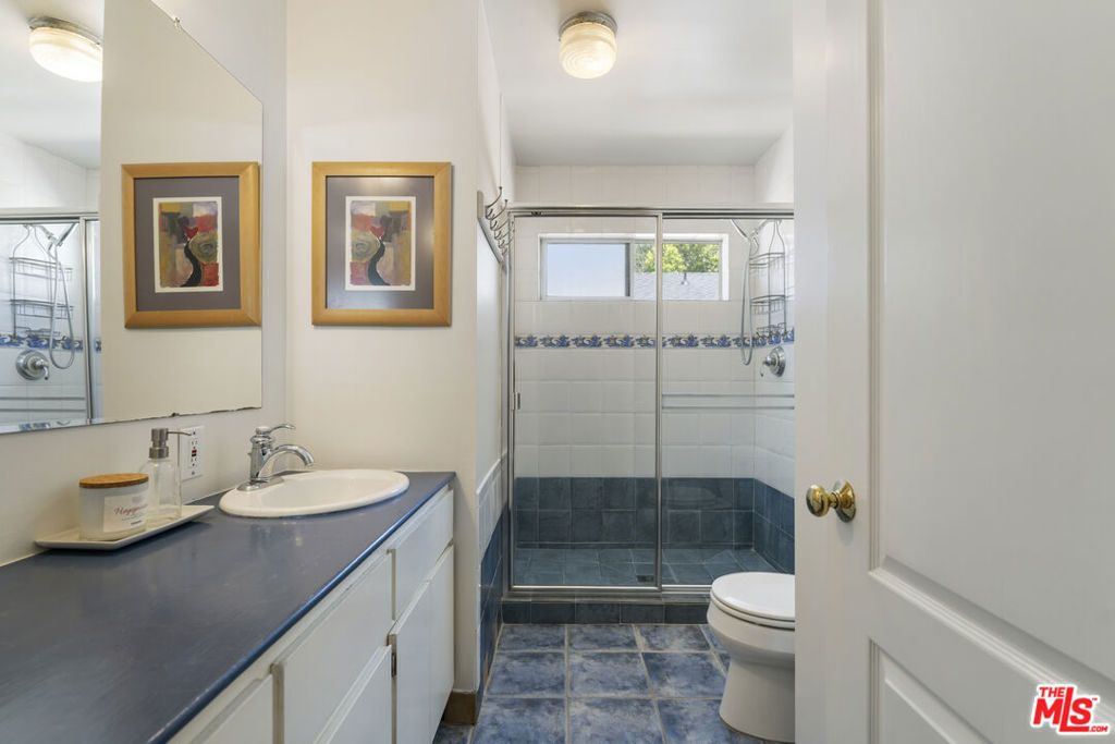 Image 37 of property listing at 14142 Hortense Street, Los Angeles, CA 91423