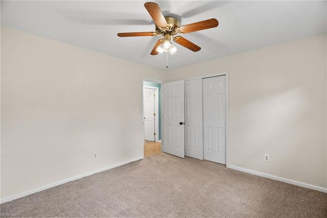6 Coffman CIR, Hampton, VA 23669