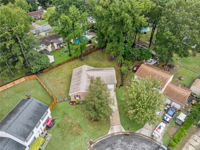 6 Coffman CIR, Hampton, VA 23669