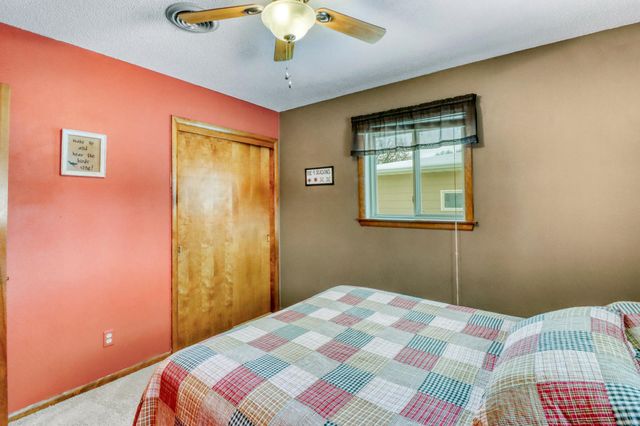 35 S Woodcrest Drive N, Fargo, ND 58102