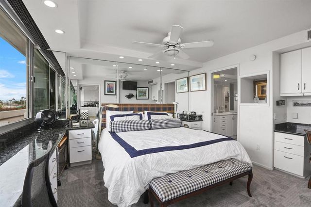 1770 Avenida Del Mundo 106, Coronado, CA 92118