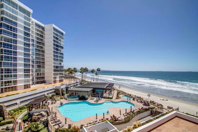 1770 Avenida Del Mundo 106, Coronado, CA 92118