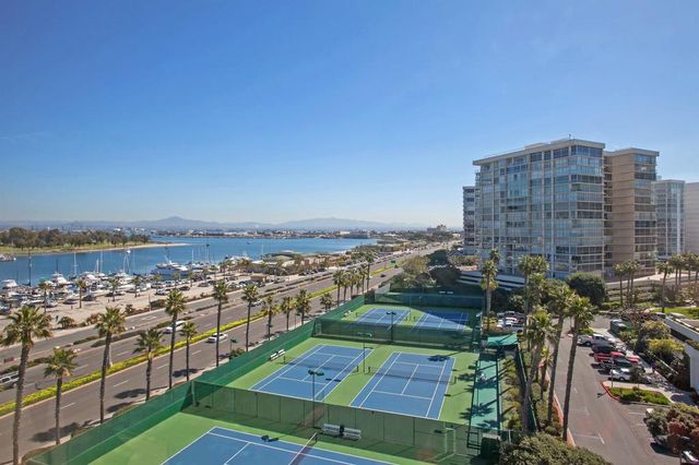 1770 Avenida Del Mundo 106, Coronado, CA 92118