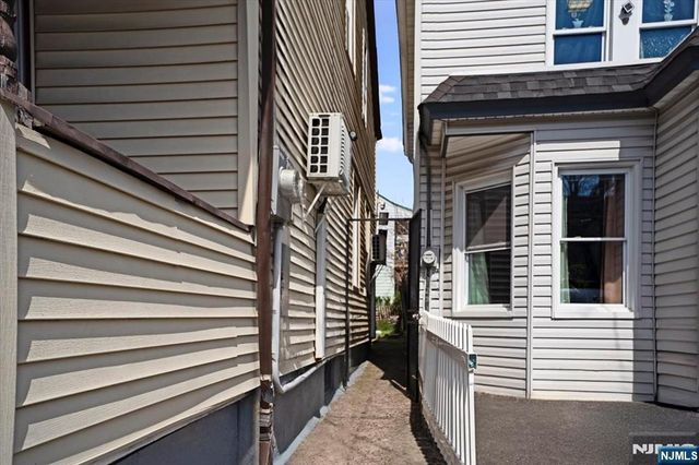 94 Manchester Avenue, Paterson, NJ 07502