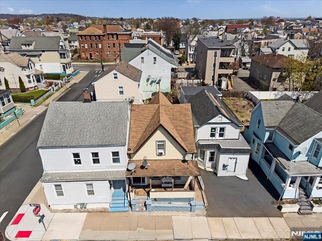 94 Manchester Avenue, Paterson, NJ 07502