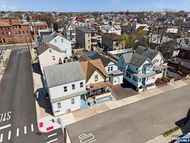 94 Manchester Avenue, Paterson, NJ 07502